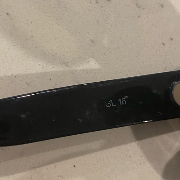 Saint Laurent Sunglasses - Picture 3 of 5